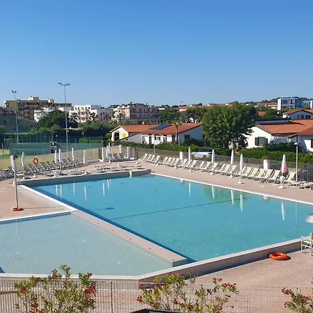 P090 - Porto Recanati, Meravigliosa In Con Piscina * Porto Recanati